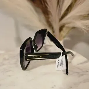 Tahari | Accessories | New Without Tag Tahari Oversized  display picture 1